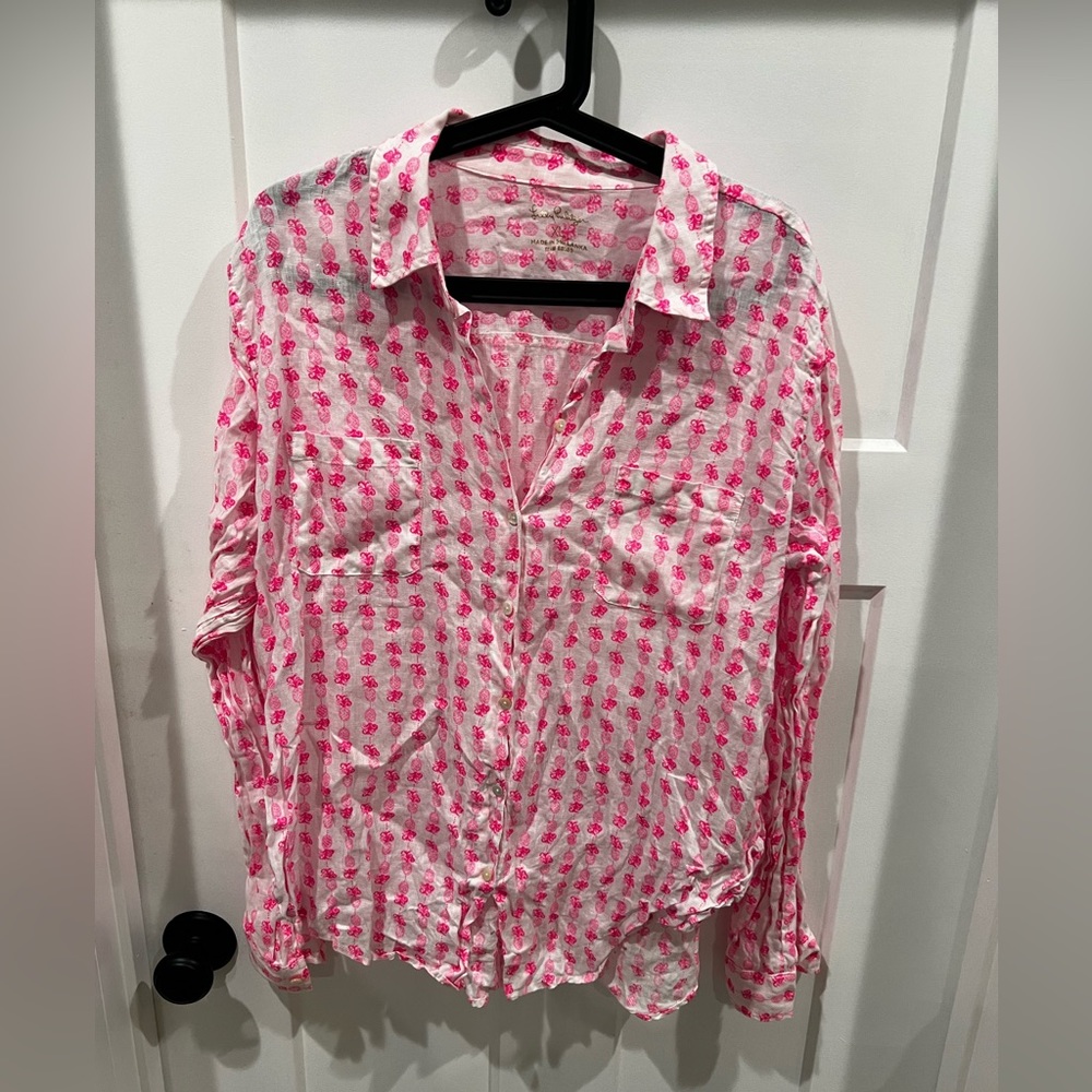 Excellent used condition size XL Lilly Pulitzer Sea View Linen Button Down